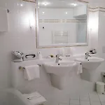 Montjola Nova شرنز