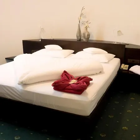 Montjola Nova 4*